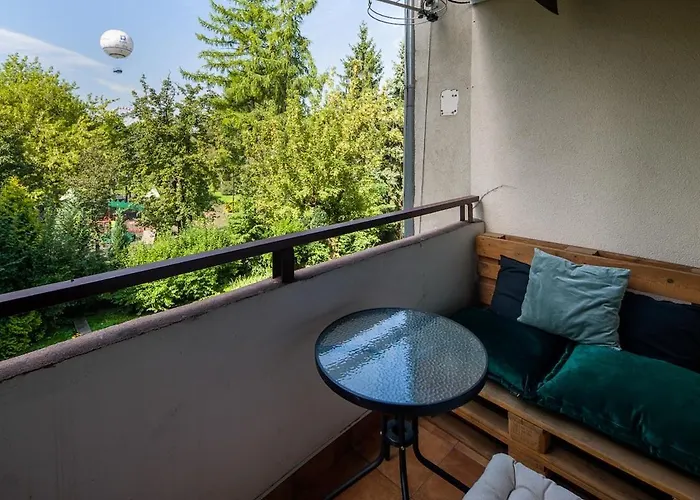 Unique Riverside Treasure *